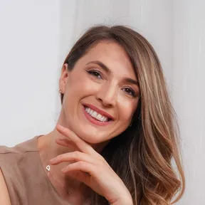 Andreea Giurgilă, coach profesionist și Master NLP, autoarea articolelor de pe blogul Go2Coaching