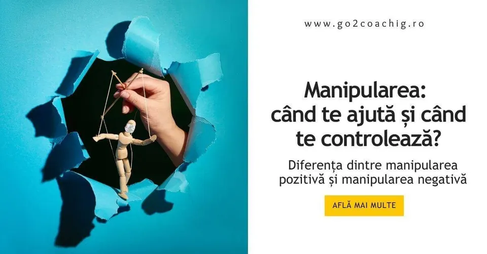 Mână ieșind prin hârtie albastră ruptă și mânuind o marionetă, coperta articolului despre manipulare